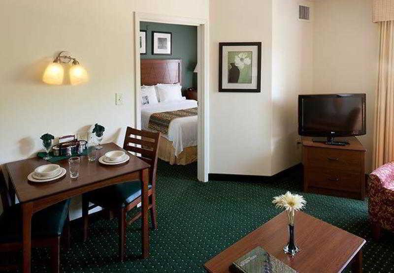 Residence Inn Manassas Battlefield Park Номер фото