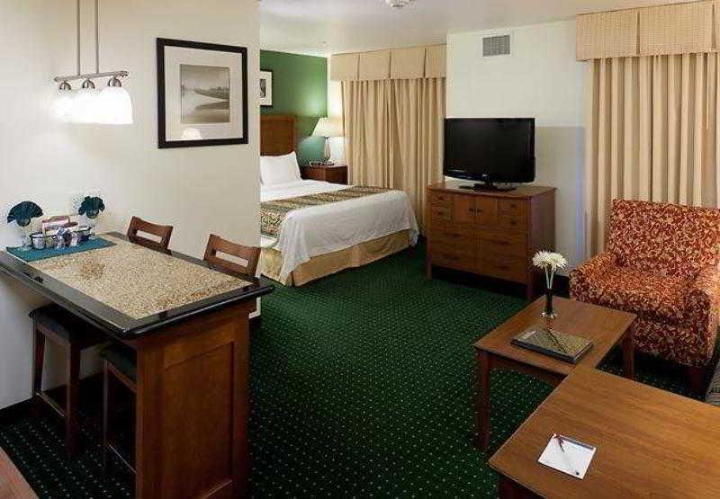 Residence Inn Manassas Battlefield Park Номер фото