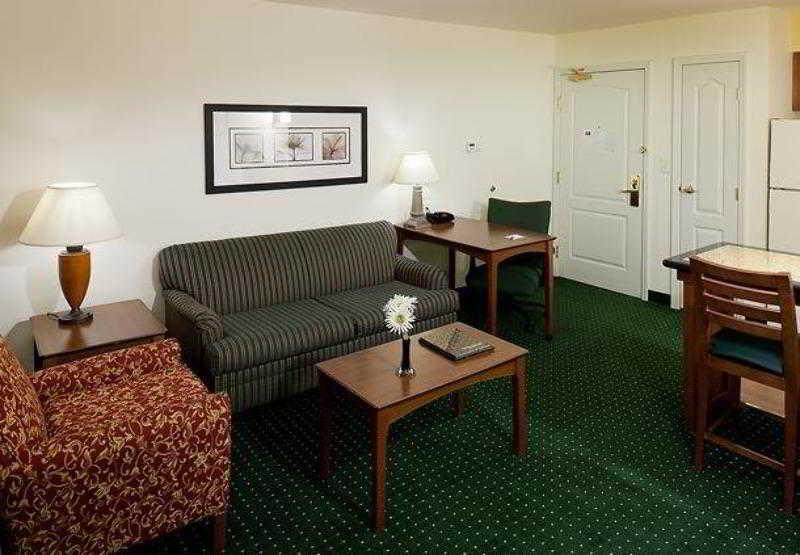 Residence Inn Manassas Battlefield Park Номер фото